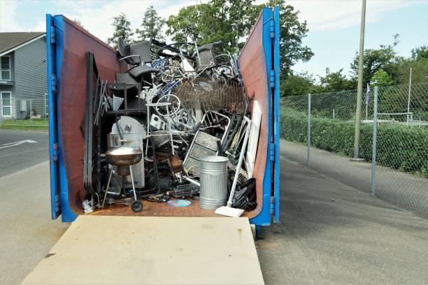 Best Construction Debris Removal  in Moxee, WA